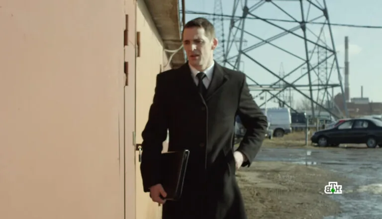 Момент из 2 серии 1 сезона