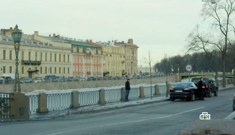 Момент из 24 серии 1 сезона