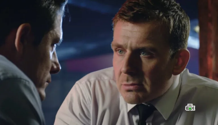 Момент из 11 серии 3 сезона