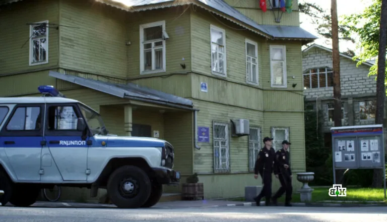 Момент из 15 серии 4 сезона