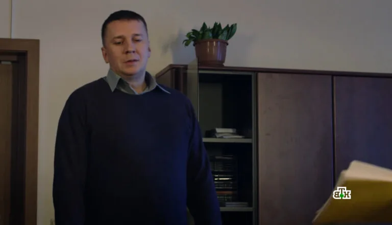 Момент из 4 серии 4 сезона