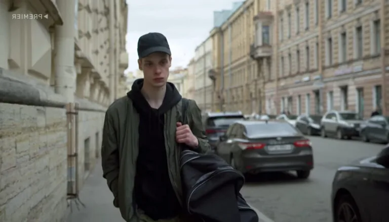 Момент из 10 серии 6 сезона